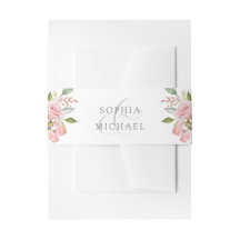 豊かなバラ |白の上にピンクの結婚花