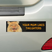 豊富な猫はあなたのお母さんTailgatersを好みます バンパーステッカー (車上)