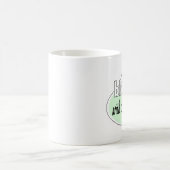 豊富のマグによって賛美される コーヒーマグカップ (中央)