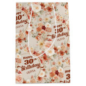 豊穣の秋の銅赤面フローラ30歳の誕生日 ミディアムペーパーバッグ (正面)