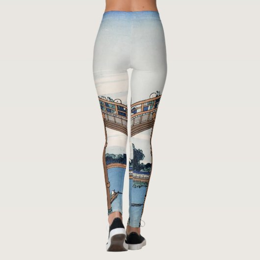 豊西山富士が男橋の下から見る レギンス (裏面)