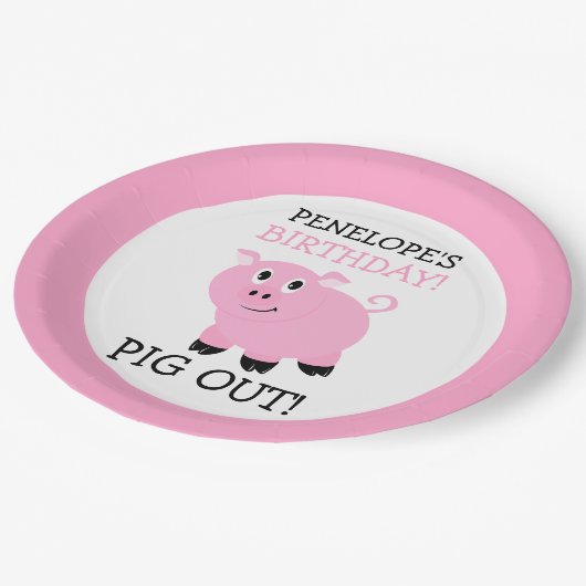 豚がパーティーのピンクのパーソナライズされたパーティー ペーパープレート (アングル)