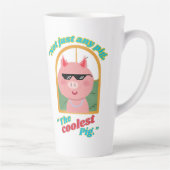 豚だけでなく豚もクール カフェラテマグ (右)