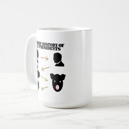 豚としてのトランプ:米国の大統領の短い歴史 コーヒーマグカップ (正面左)