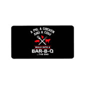豚と鶏と牛がバーに入るユーモアあふれるBBQ ラベル (正面)