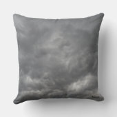 豚のような丸薬 クッション (裏面)