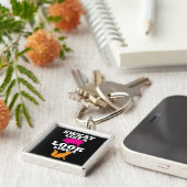 豚のように汗がキツネのように見える – 女性のトレーニング キーホルダー (側面)