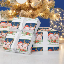 豚カップルかわいいクリスマスサンタとトナカイ ラッピングペーパー