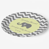 象のシェブロンのベビーシャワーのプレート: 性は明らかにします ペーパープレート (アングル)