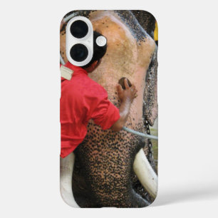 象のバスタイム…アユタヤ(タイ) iPhone 16ケース
