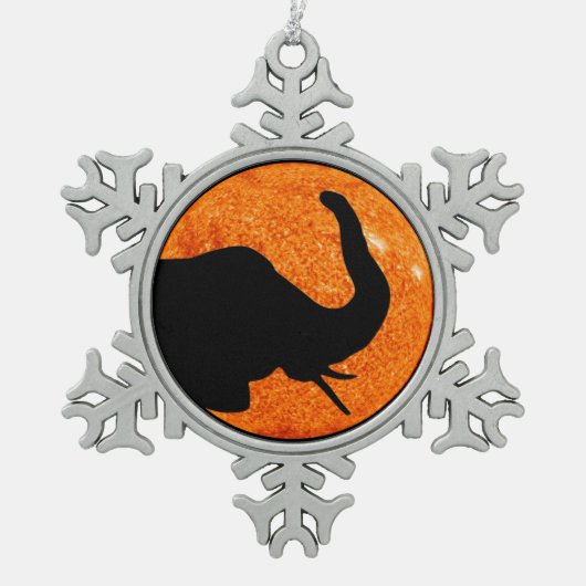 象のプロフ太陽のァイルEclipseの影 スノーフレークピューターオーナメント (正面)