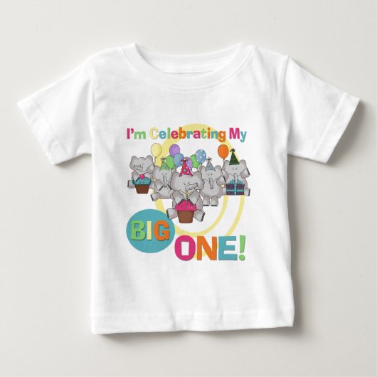 象の第1誕生日のTシャツおよびギフト ベビーTシャツ (正面)