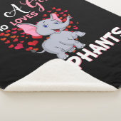 象の贈り物が大好きな女の子 シェルパブランケット (3/4)