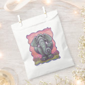 象の贈り物とアクセサリー フェイバーバッグ (クリップ留めされた状態)