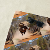 象の躍動が象の躍進を誘う「ジャンプ喜び」 ビーチタオル (インサイチュ)