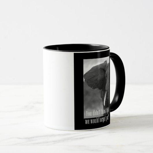 象の黒く及び白い写真との幸せな主任の日 マグカップ (正面右)