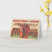 象を女性とトレーナーと一緒に演奏。 カード (黄色い花)