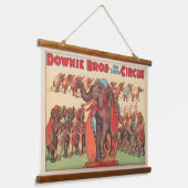 象を女性とトレーナーと一緒に演奏。 吊り下げ型タペストリー (傾斜あり)