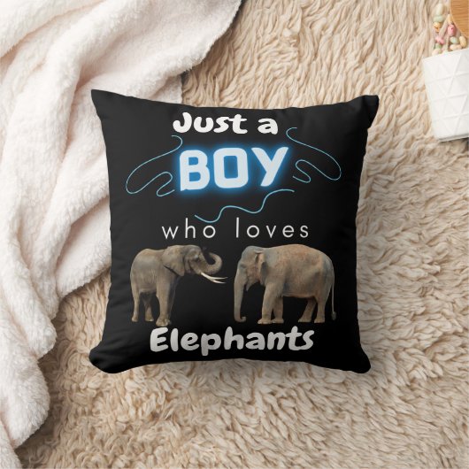 象を愛する少年 クッション (ブランケット)