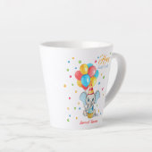 象カラフル漫画子供の誕生日 カフェラテマグ (右アングル)