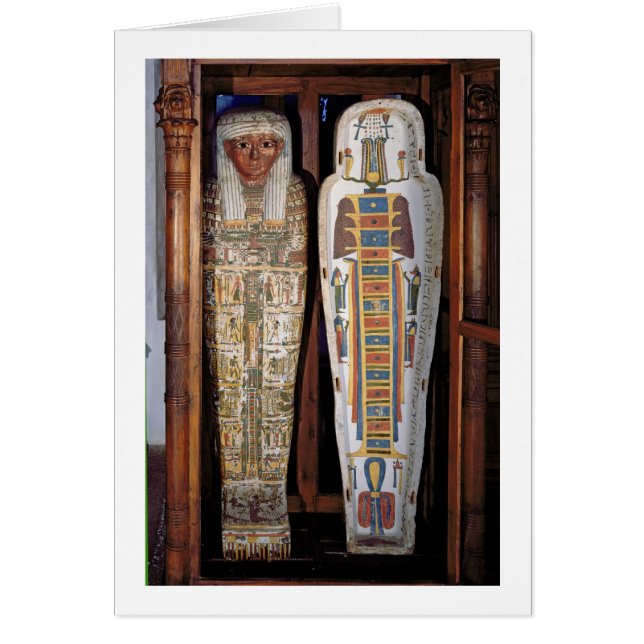 象形文字(pで覆われるエジプトの石棺 (正面)