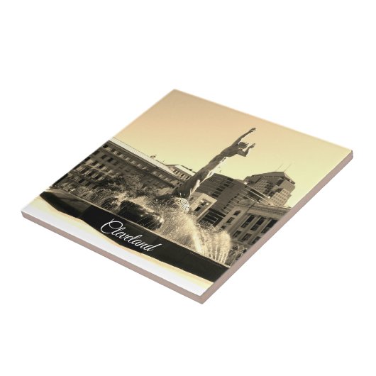 象徴的な噴水(CLE) タイル (側面)