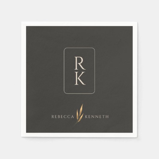 豪華なゴールドフラワー ミニマル カスタム モノグラム スタンダードカクテルナプキン (正面)