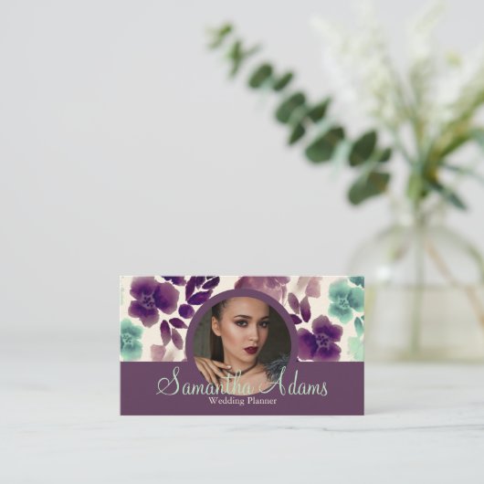 豪華なシックなブルゴーニュとブルーのフローラ写真 名刺 (スタンド正面)