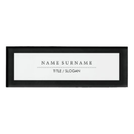 豪華なシンプルな最小主義のきれいでモダンなタイポグラフィB&W 名札