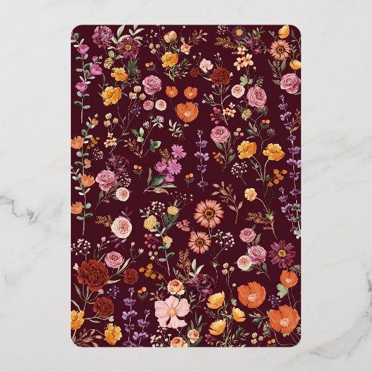 豪華なブルゴーニュのワイルドフラワーモノグラム結婚クレスト 箔招待状 (裏面)