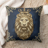 豪華なライオンの装飾用クッション。 クッション (ブランケット)