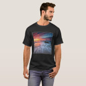 豪華な日没|の石造りのビーチ、El Tシャツ (正面フル)