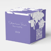 豪華な紫色の花 フェイバーボックス (正面サイド)