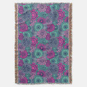 豪華な花のスタイリッシュで明るいパターン スローブランケット (正面縦)