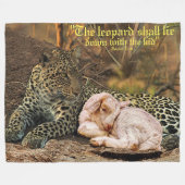 豹はイザヤの子と共に横になる フリースブランケット (正面(横))