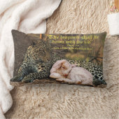 豹は仔羊イザヤと共に横たわるべし ランバークッション (ブランケット)