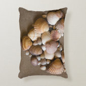 貝となされるバレンタインのハート アクセントクッション (正面(垂直))