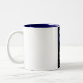 貝のデジタル芸術のマグ ツートーンマグカップ (左)