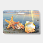 貝殻とヒトデのビーチ バッジ (裏面)