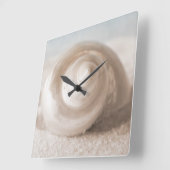 貝殻の砂のビーチ-熱帯貝のテンプレート スクエア壁時計 (傾斜)