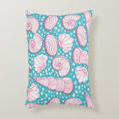 貝殻を使ったシームレスな海違う模様。ビンタグ アクセントクッション (正面(垂直))