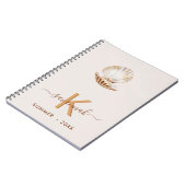 貝殻真珠ベージュ貝柱モノグラム ノートブック (左側)
