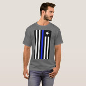 負の白黒の自由パトリオット国旗 Tシャツ (正面フル)