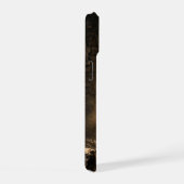 貧乏はすべての悪の根源 iPhone 15ケース (右側面)