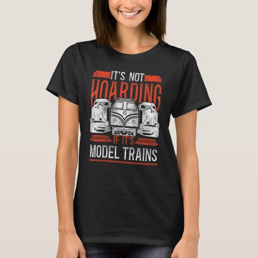 貨物列車のドライバーの走行移動 Tシャツ (正面)