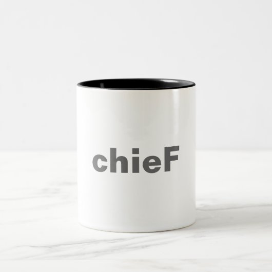 責任者-車掌車のスタイル ツートーンマグカップ (中央)