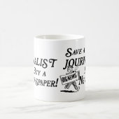 買物新聞はジャーナリストのマグを救います コーヒーマグカップ (中央)