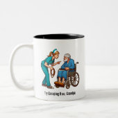 資格のある高齢者がホグティセラピー2-Tを取得 ツートーンマグカップ (左)