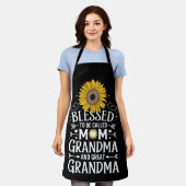 賛美お母さんヒマワリと呼ば素晴らしれる エプロン (着用した状態)