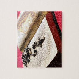 賛美された聖母マリアの聖書の数珠 ジグソーパズル